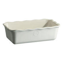 Emile Henry USA Modern Classics Loaf Dish Modern Classics Loaf Dish Bakeware Emile Henry = Sugar  Product Image 5