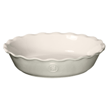 Emile Henry USA Modern Classics Pie Dish Modern Classics Pie Dish Ovenware Emile Henry = Pearl Gray Product Image 5