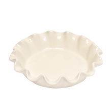 Emile Henry USA Ruffled Pie Dish Ruffled Pie Dish Bakeware Emile Henry = Clay  Product Image 3