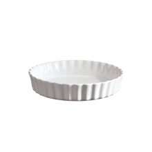 Emile Henry USA Deep Tart Dish Deep Tart Dish Ovenware Emile Henry = Flour 9"  Product Image 3