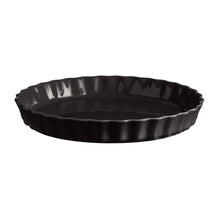 Emile Henry USA Round Tart Dish Circular Tart Dish Discontinued Emile Henry Charcoal  Product Image 4